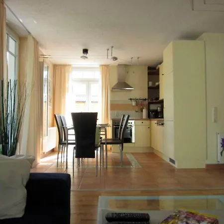 Haus Am Achterwasser - Ferienwohnung Im Eg *
